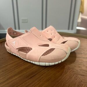 Nike Kids Light Pink Sandals